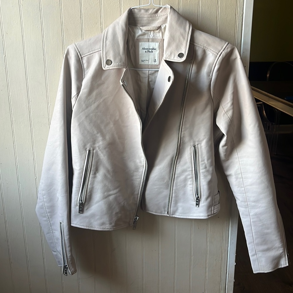 For sale! Worn once, pinkish creamish leather jacket! Size M.